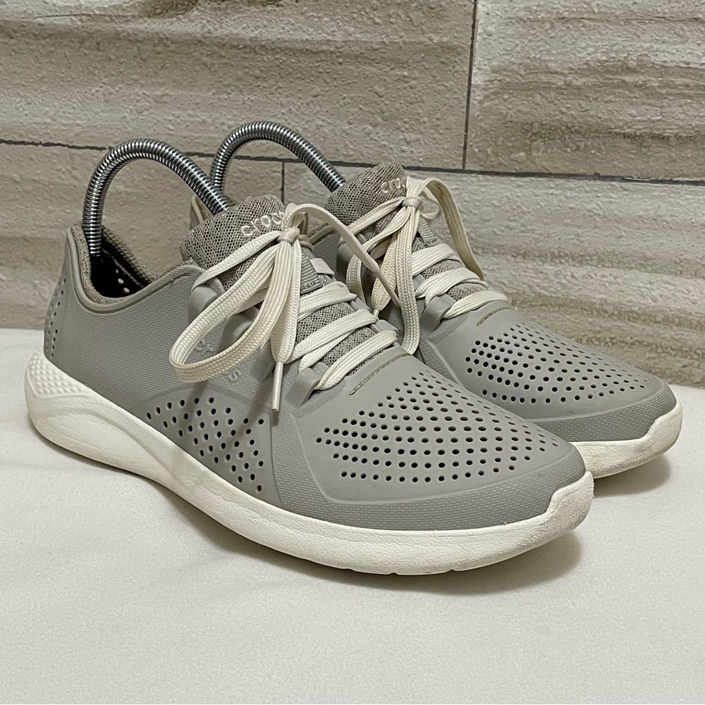 LiteRide Pacer By Crocs 205234 Women's Grey White Lace Up Low Top Size 9